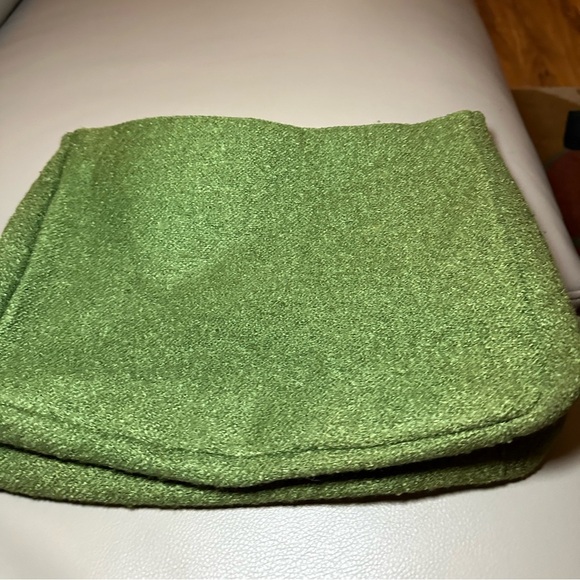 Limited Edition "Goldie" Tote by Bath and Body Works - EUC - Pink and Green - Picture 5 of 13